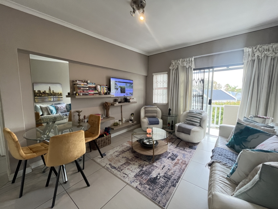 2 Bedroom Property for Sale in Parklands Western Cape